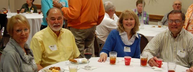 in09hospitalityroom59.jpg