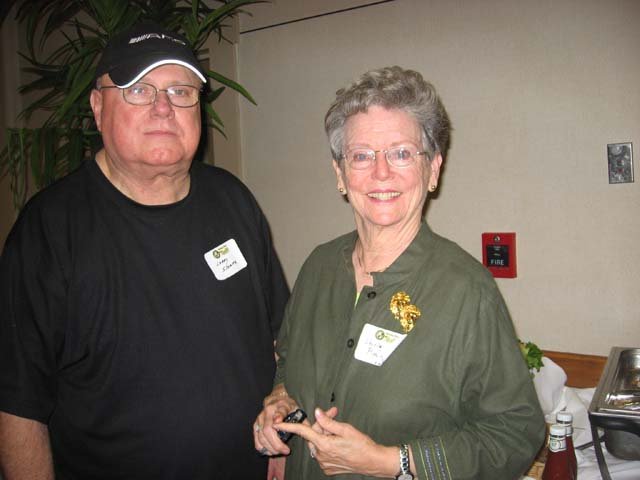 in09hospitalityroom75.jpg